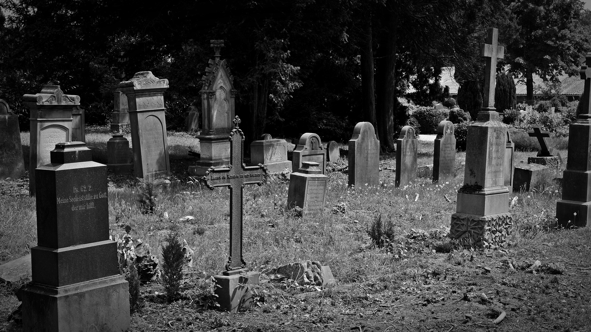 graveyard-ga9ba13047_1920